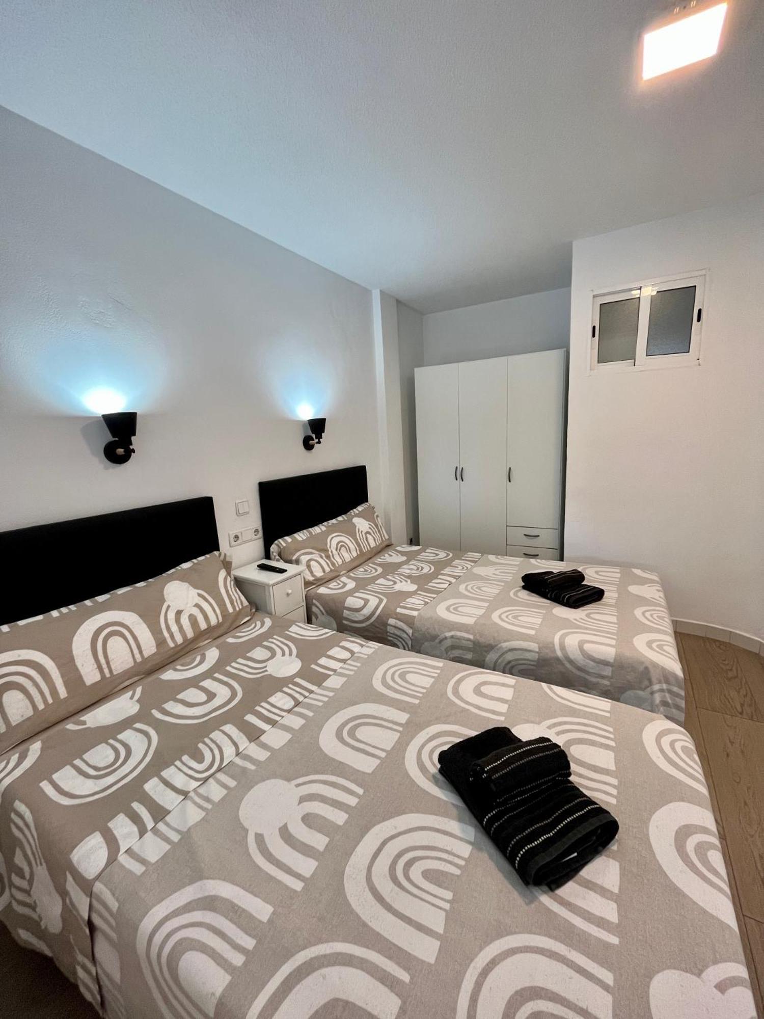Ducado 41 Playa Apartment Benidorm Bagian luar foto